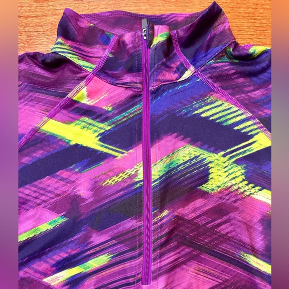 Xersion Purple Multicolored Activewear Top Sz L - Picture 2 of 6